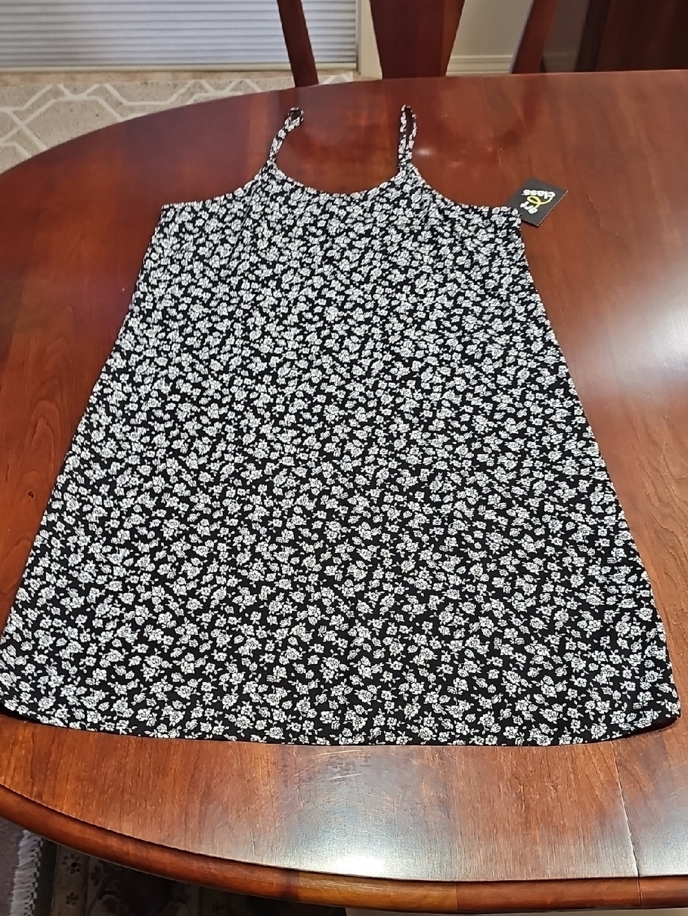 art class Black and White Floral Print